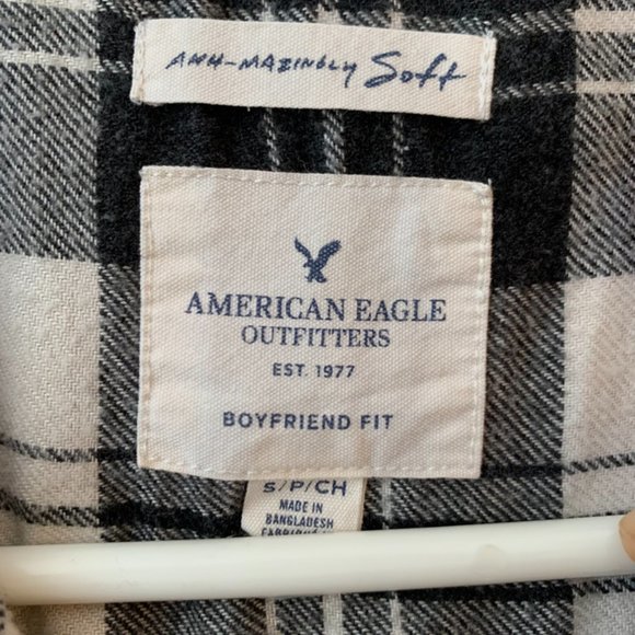 Black and white button up flannel - Picture 3 of 4